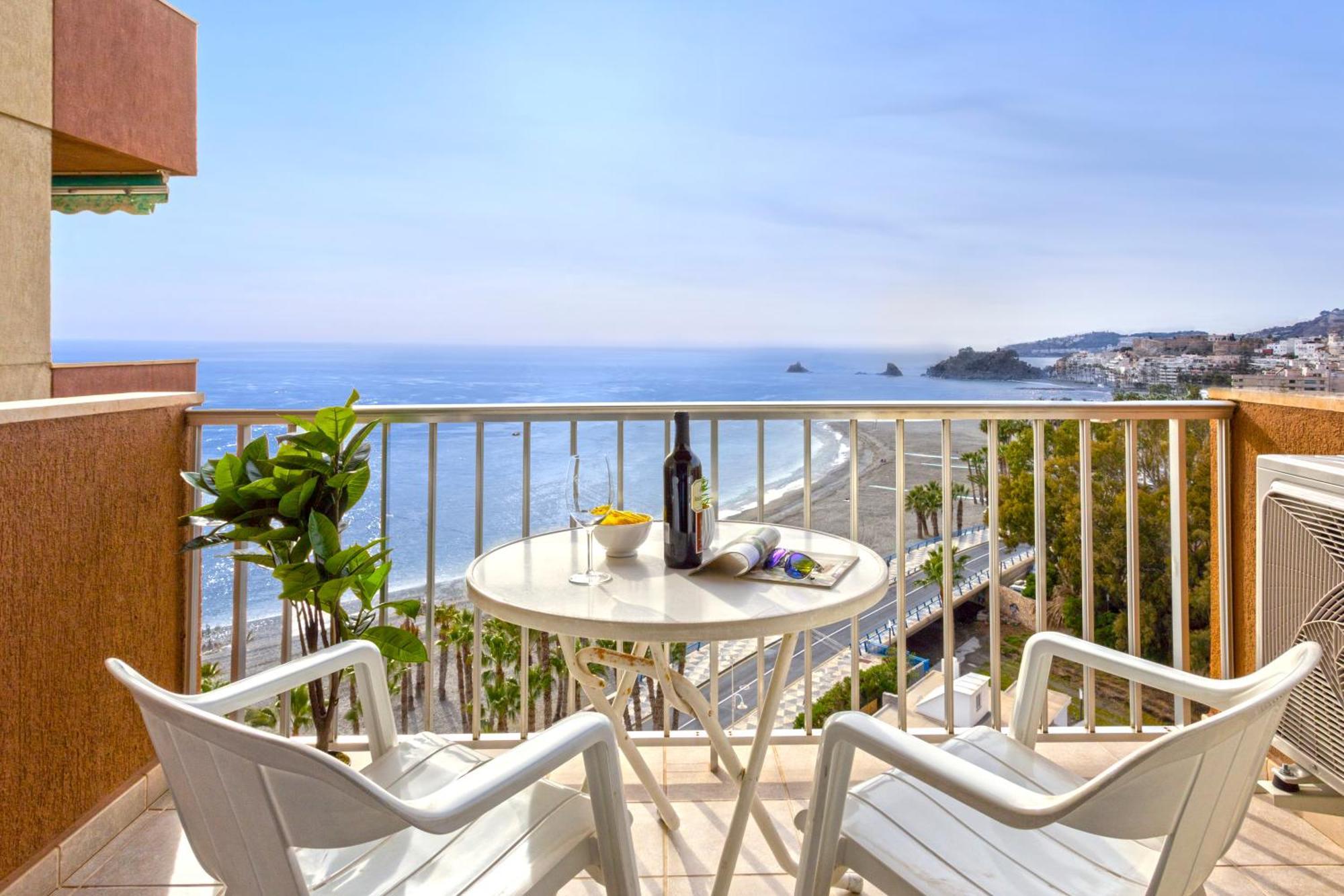 1004 - Beachfront Apartment On El Paseo, 4 Pers - Air Conditionning - Wi-Fi - Smart Tv Almuñécar المظهر الخارجي الصورة