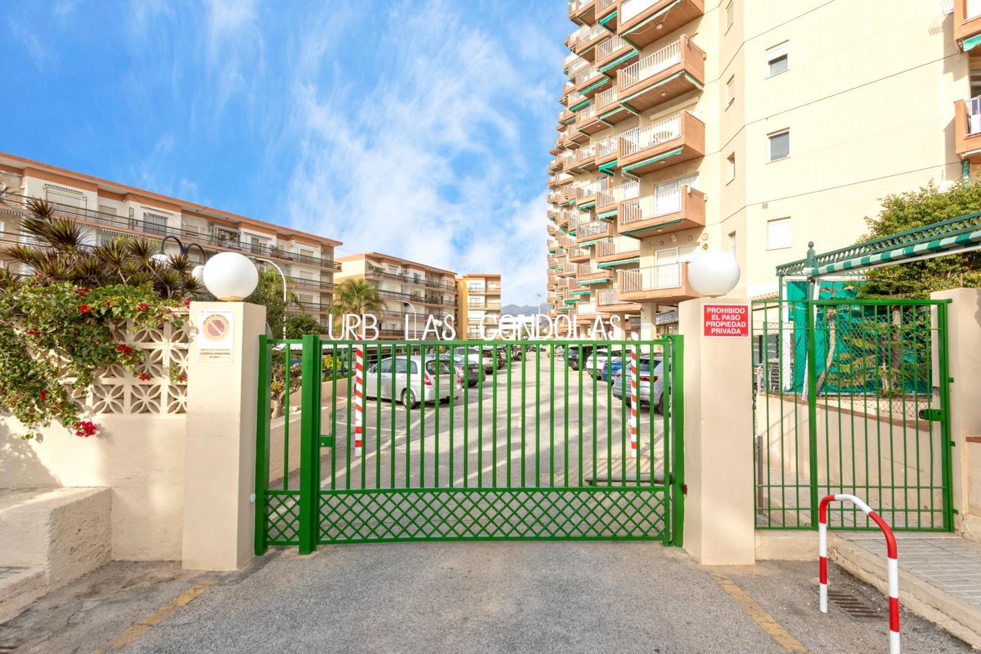 1004 - Beachfront Apartment On El Paseo, 4 Pers - Air Conditionning - Wi-Fi - Smart Tv Almuñécar المظهر الخارجي الصورة